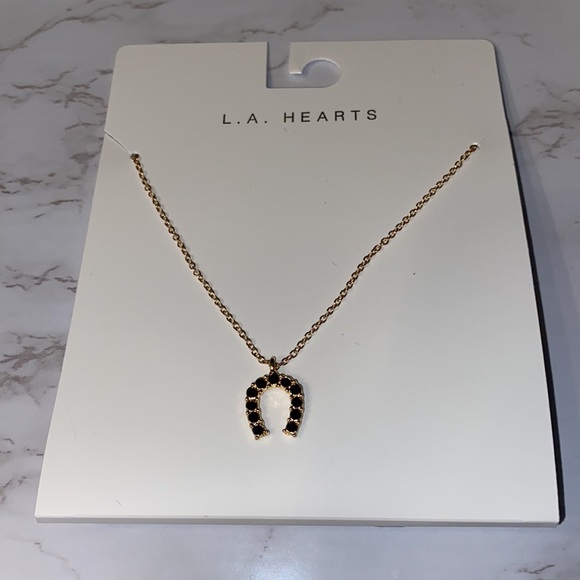 LA Hearts Rhinestone Horseshoe Necklace - Picture 6 of 8